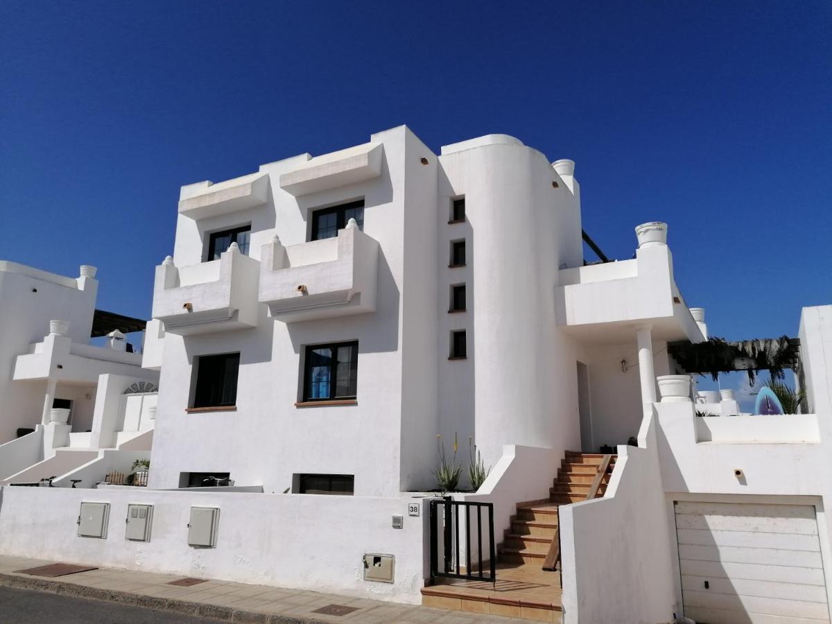 Hostel Surf Dream Surfhouse Corralejo Exterior foto