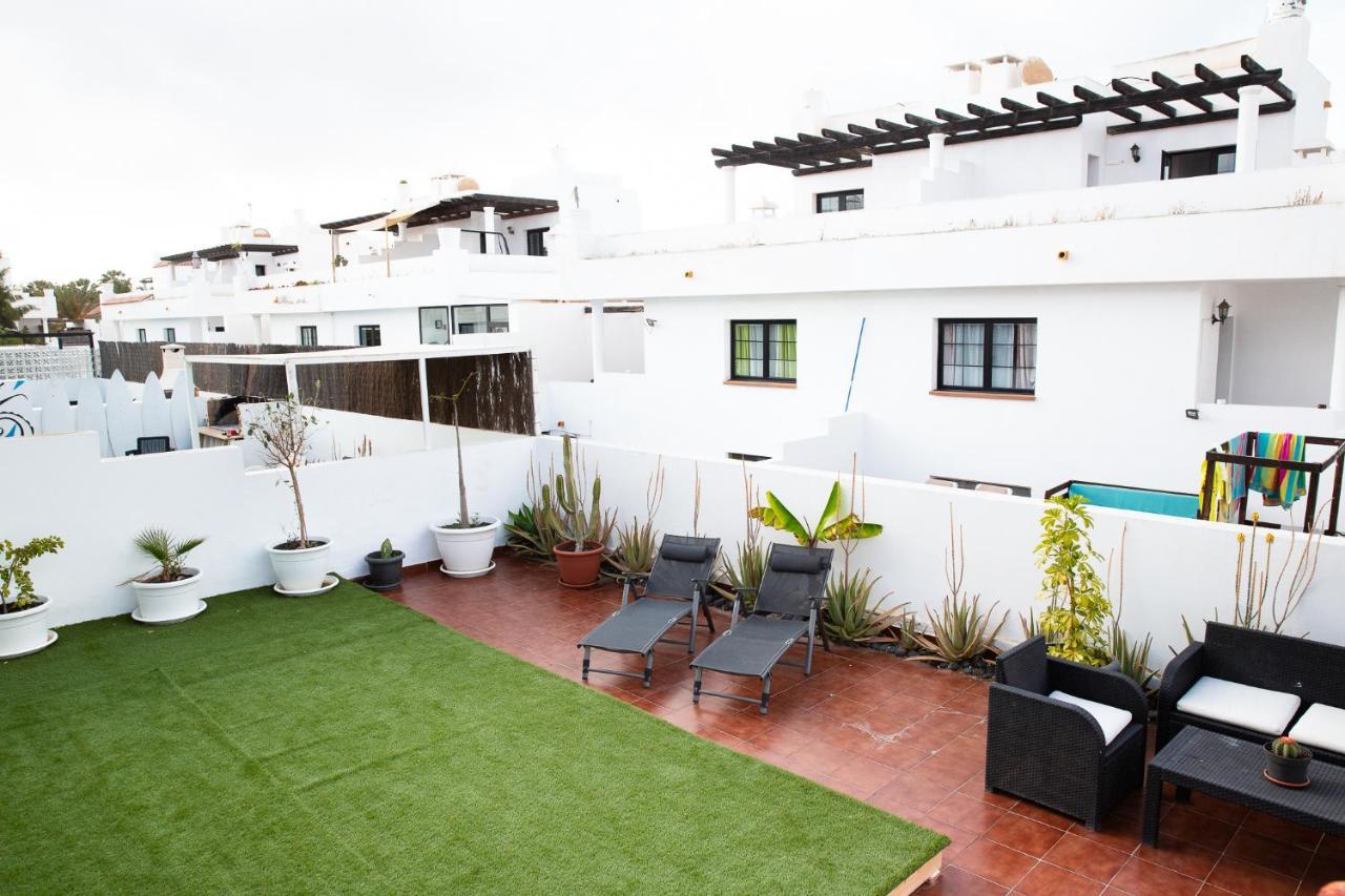 Hostel Surf Dream Surfhouse Corralejo Exterior foto
